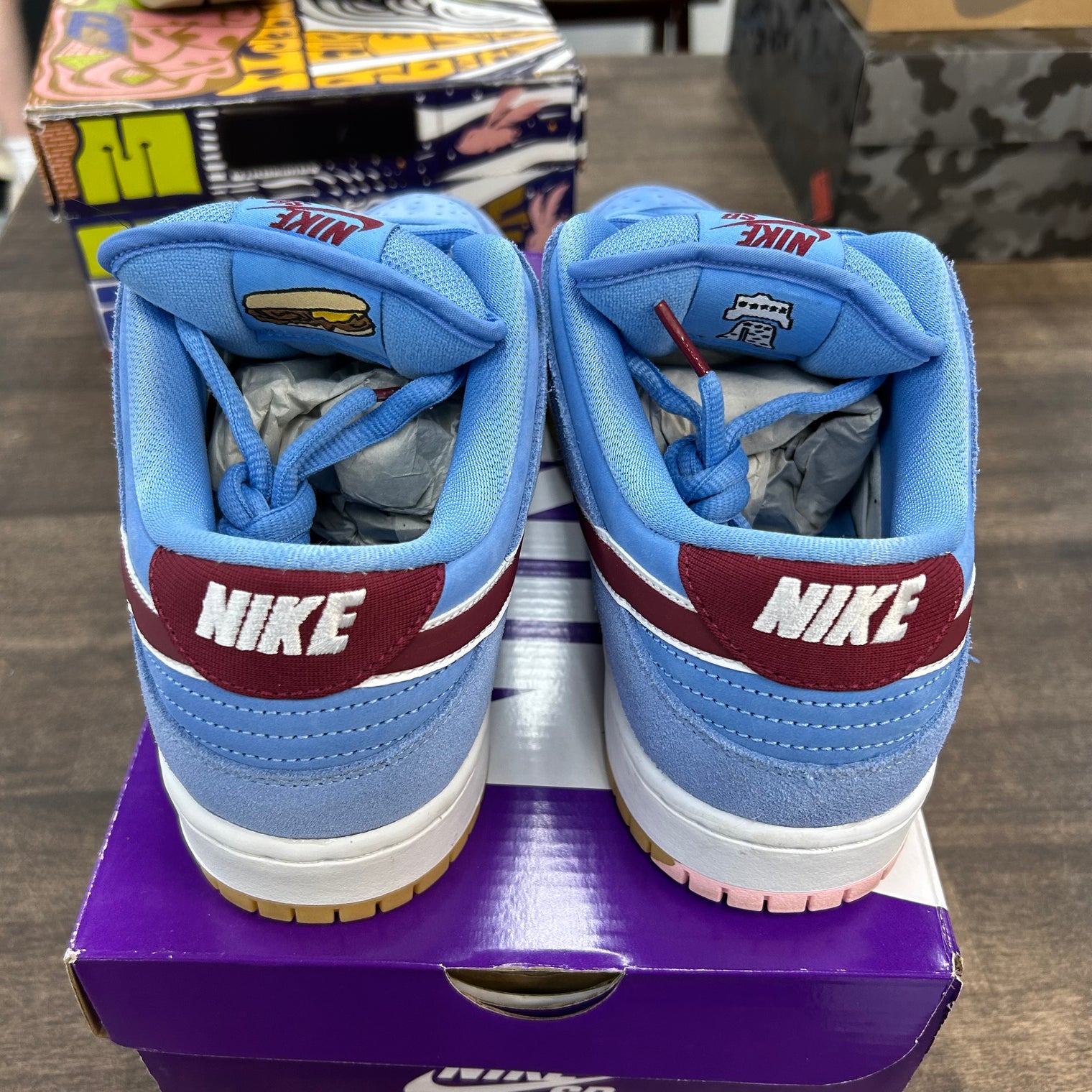 Philadelphia Phillies SB Dunk Low (Lightly Worn)