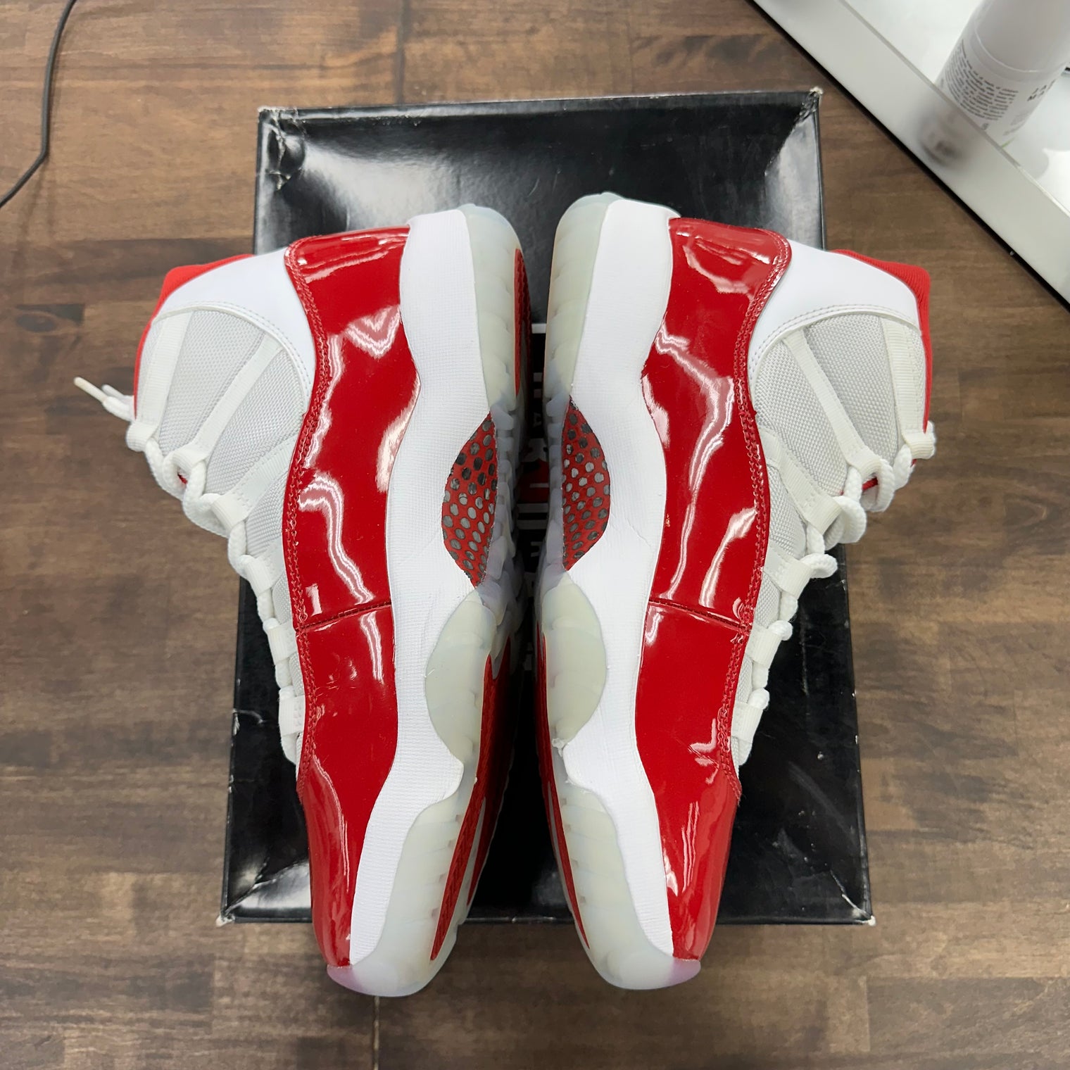 Cherry Jordan 11 Retro (2022) (USED)