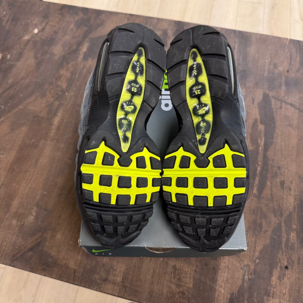 Nike Air Max 95 OG Neon (2020) - Image 5