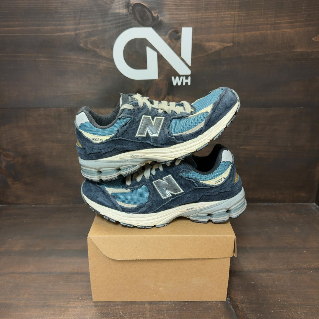 New Balance 2002R Protection Pack Dark Navy Size 8.5 (Pre-Owned) - Image 1