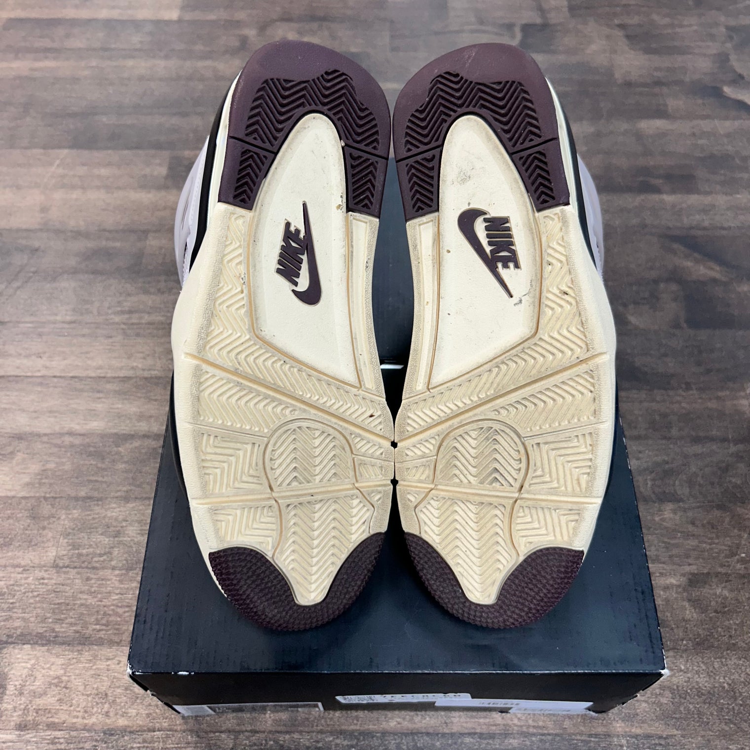 A Ma Maniere Sleeping Jordan 4 (W) (USED)