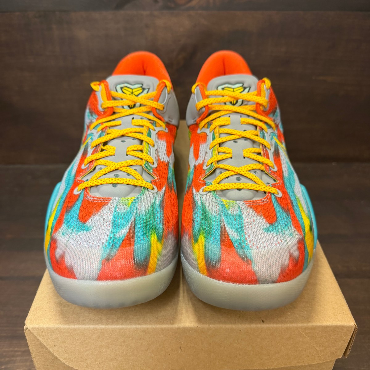Nike Kobe 8 Protro Venice Beach (2024) Size 11 (Pre-Owned) - Image 3
