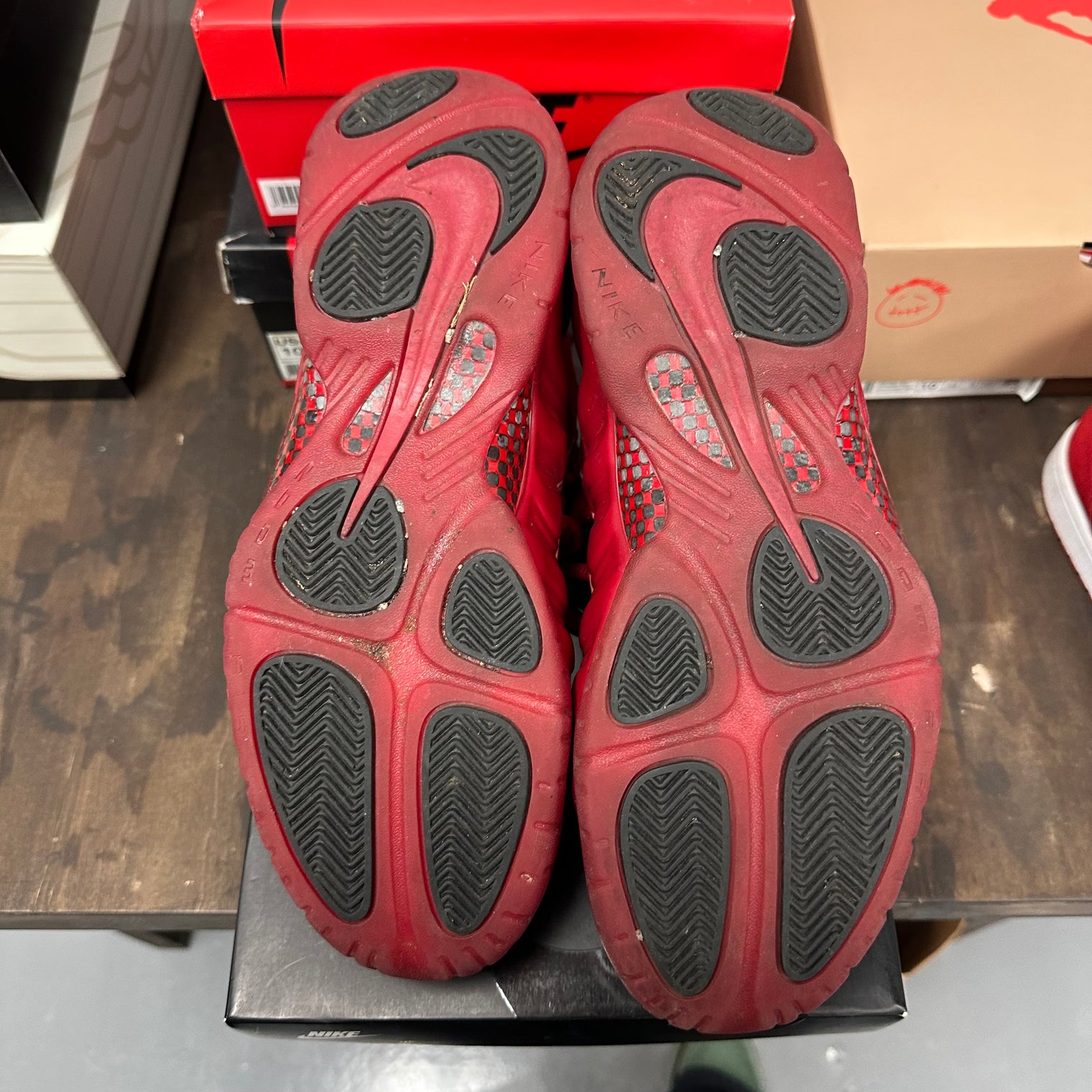 Red October Foamposite Pro (USED)