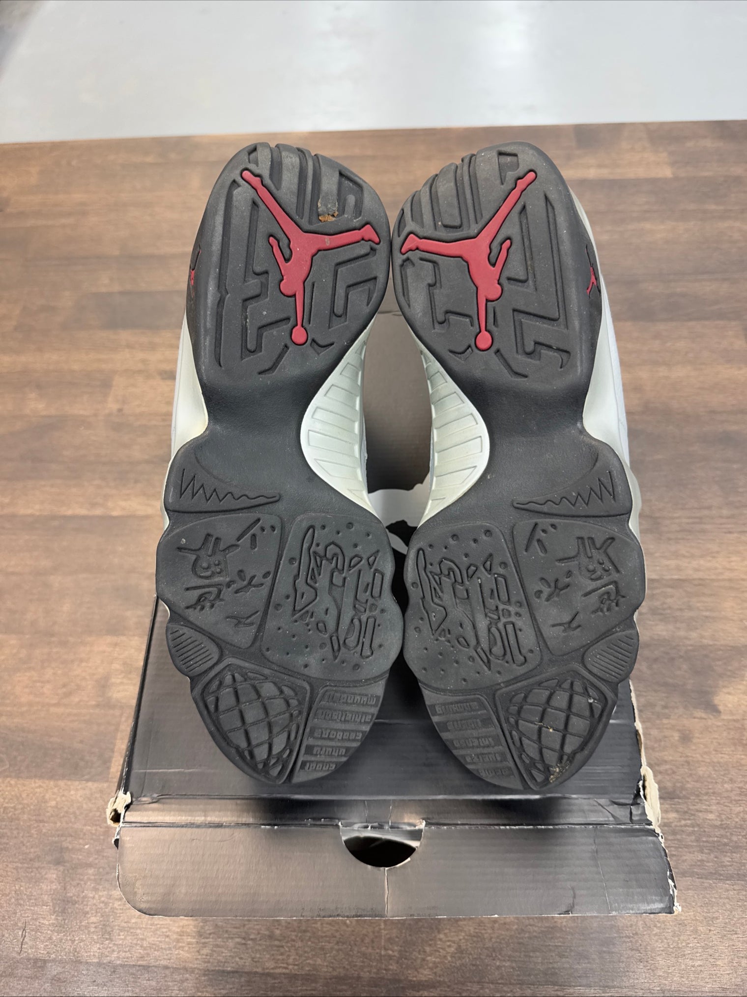 Kilroy Jordan 9 Retro (USED)