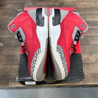 Unite Red Jordan 3 SE (USED)