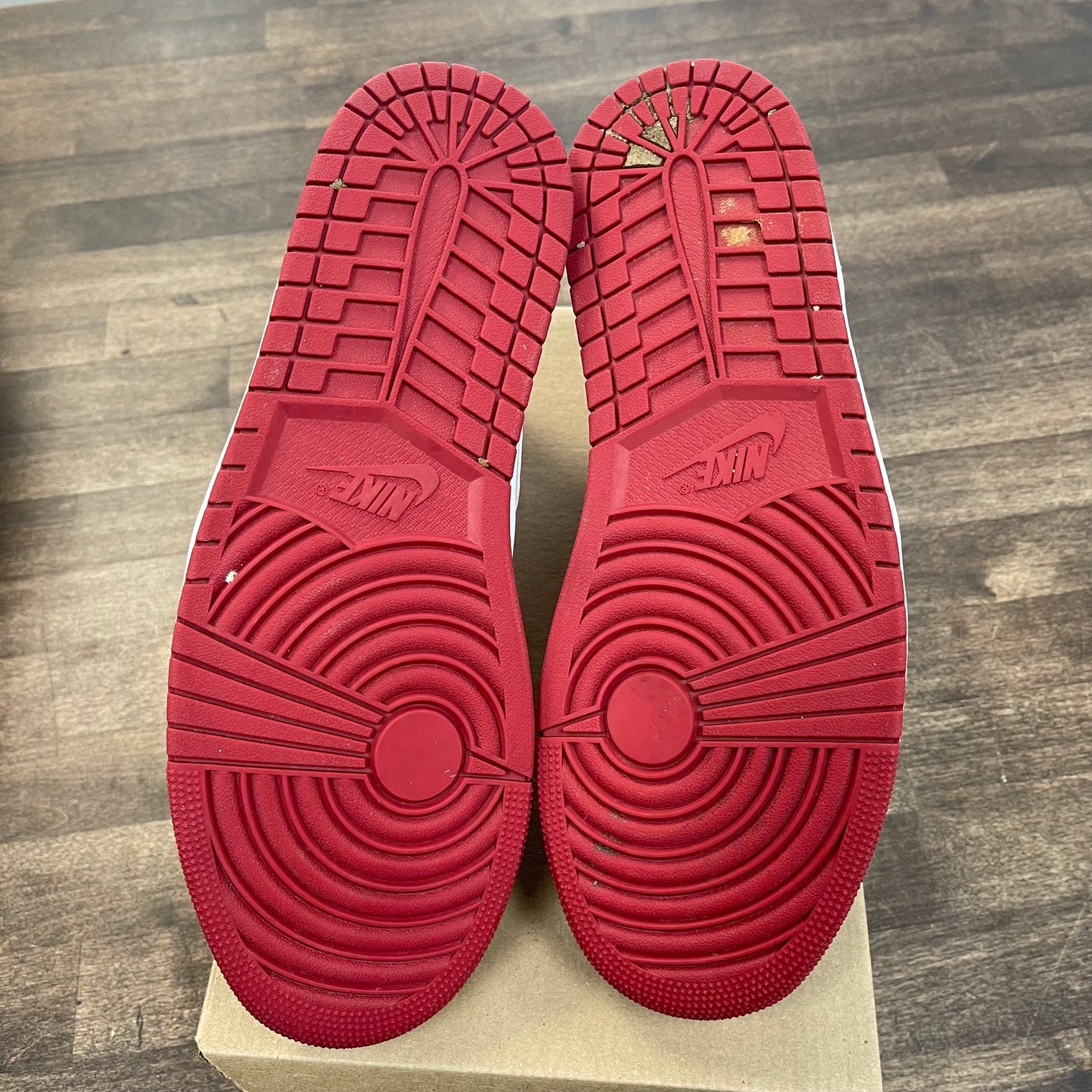 Gym Red Jordan 1 Mid (USED, No Box)