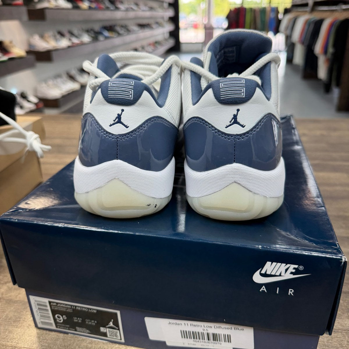 Jordan 11 Retro Low Diffused Blue - Image 3