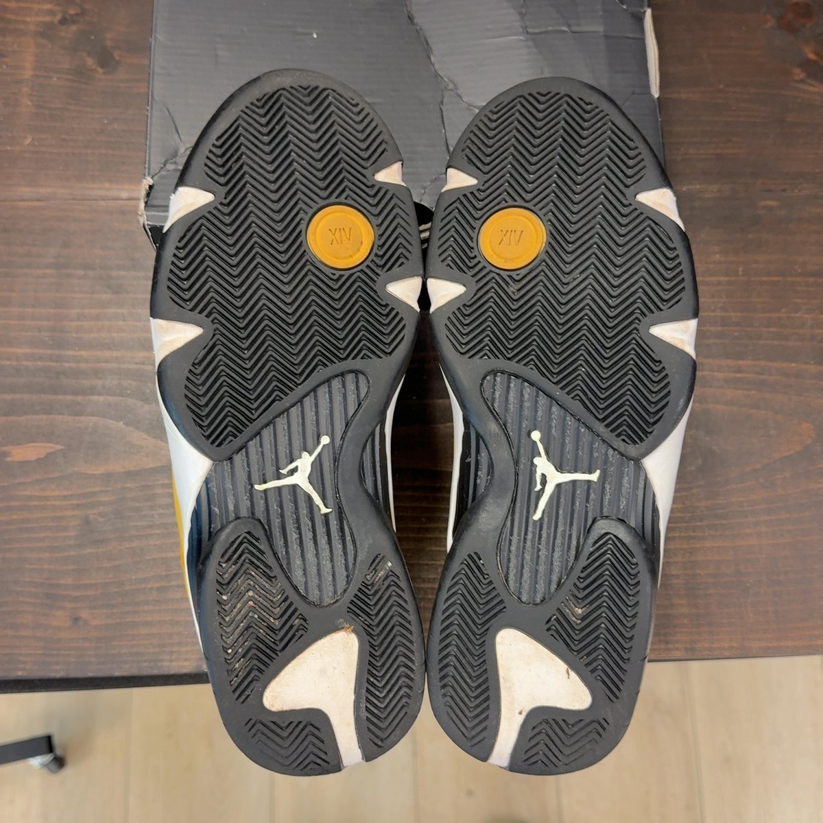 Jordan 14 Retro Light Ginger (2022) Size 10.5 (Pre-Owned) - aux