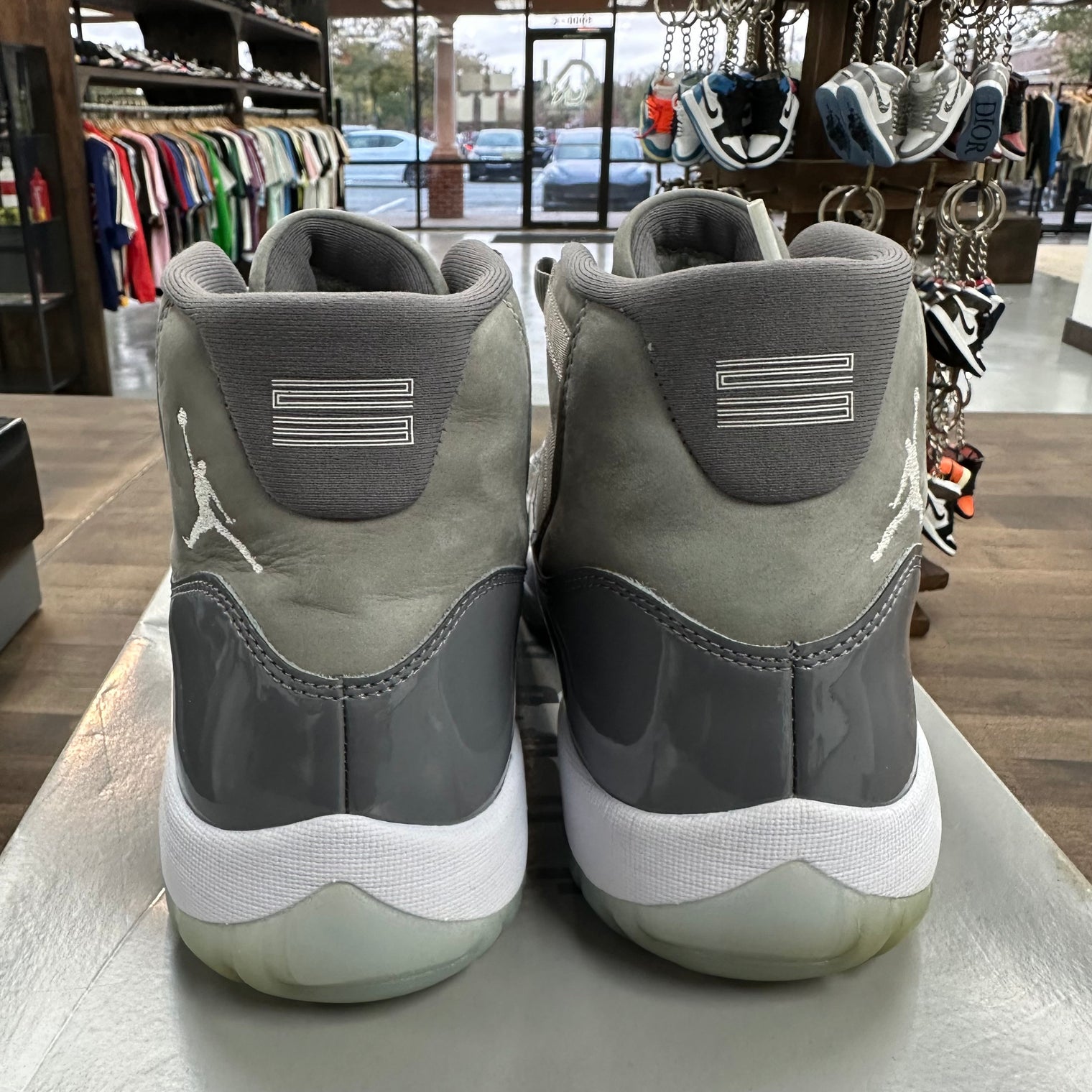 Cool Grey Jordan 11 2021 (USED)