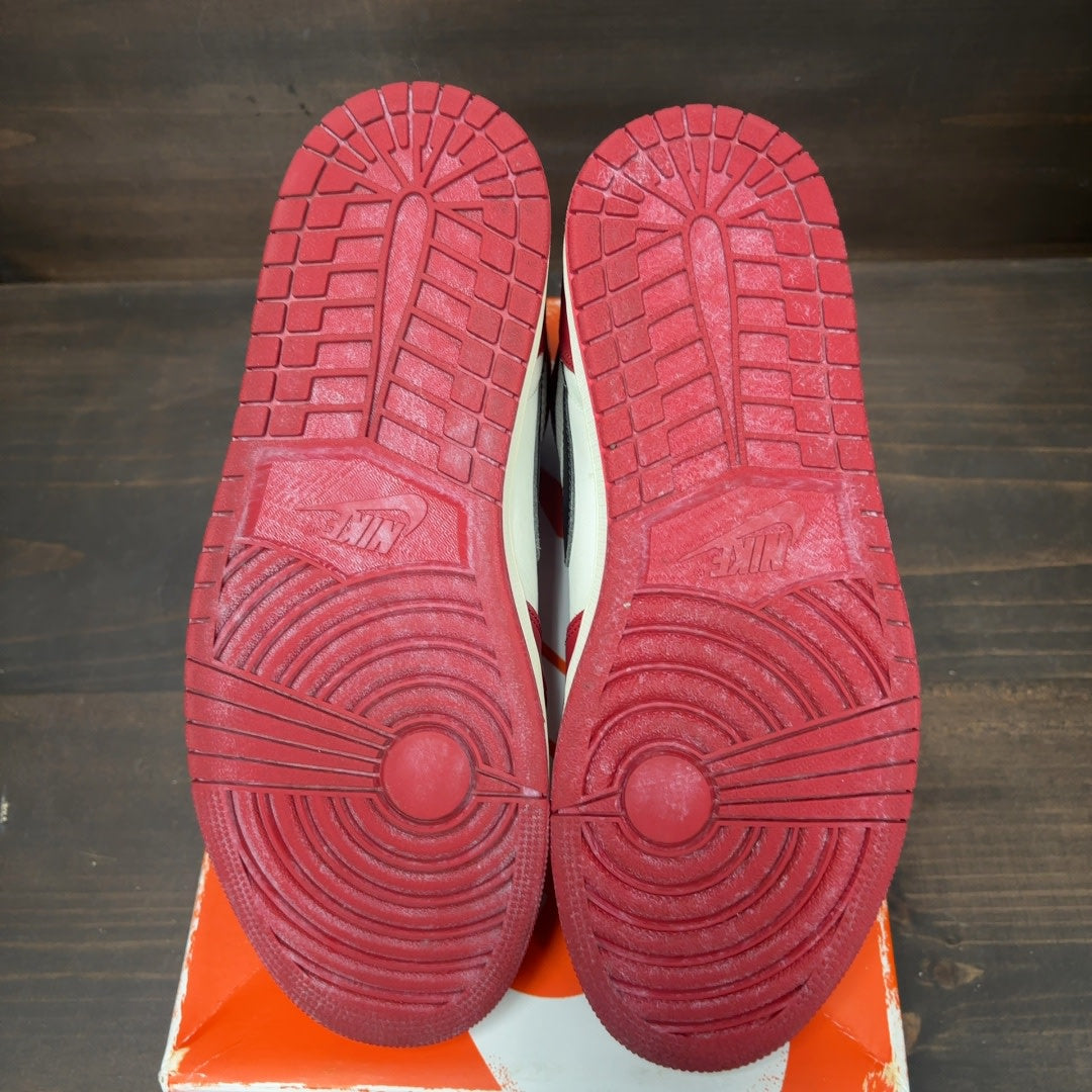 Jordan 1 Retro High OG Chicago Lost and Found Size 10.5 (Pre-Owned)