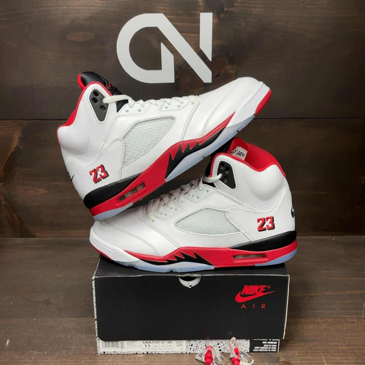 Jordan 5 Retro Fire Red Black Tongue (2025) - Image 1