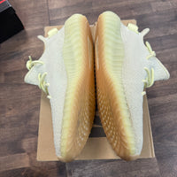 Butter Yeezy 350 (USED)