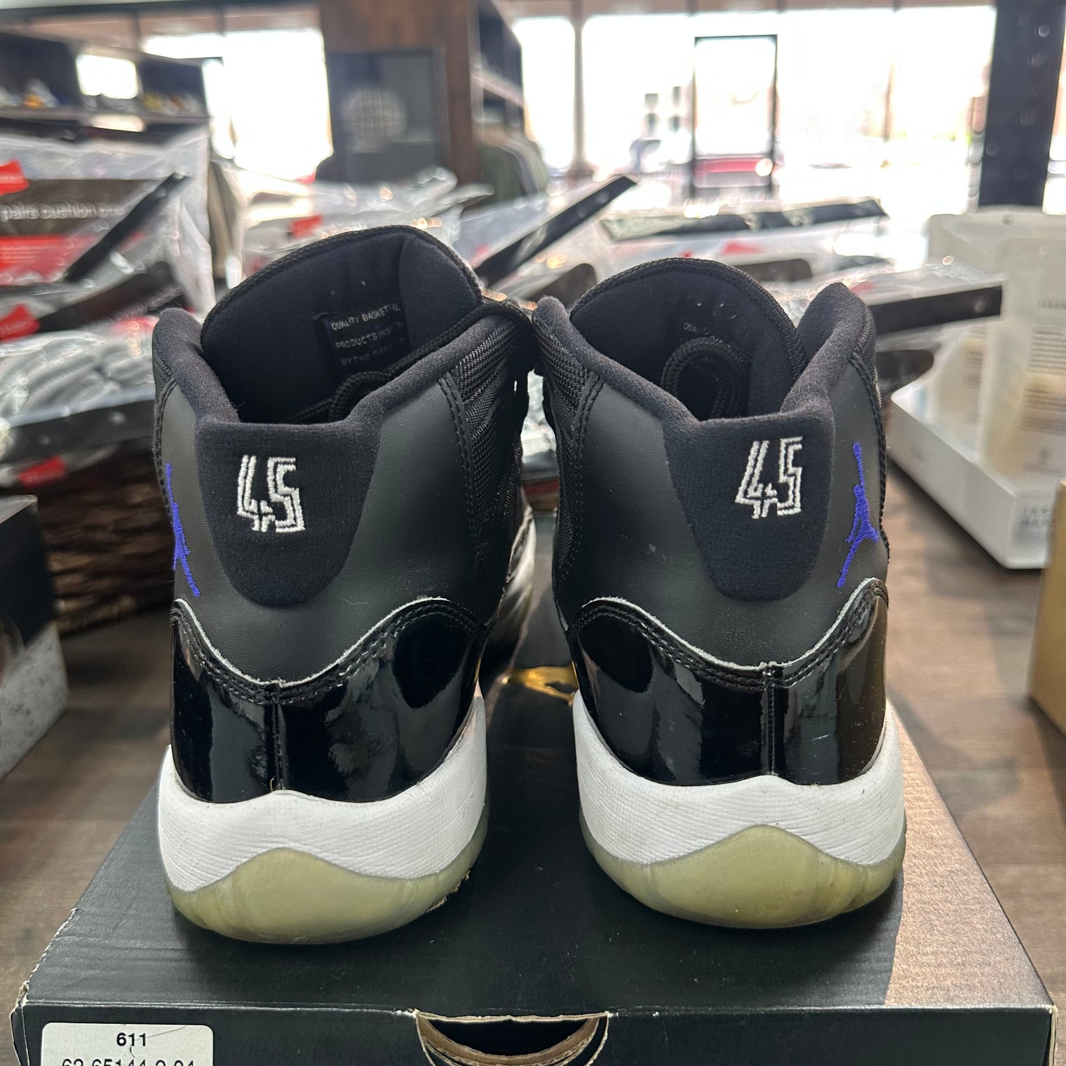 Space Jam Jordan 11 (GS) (USED)