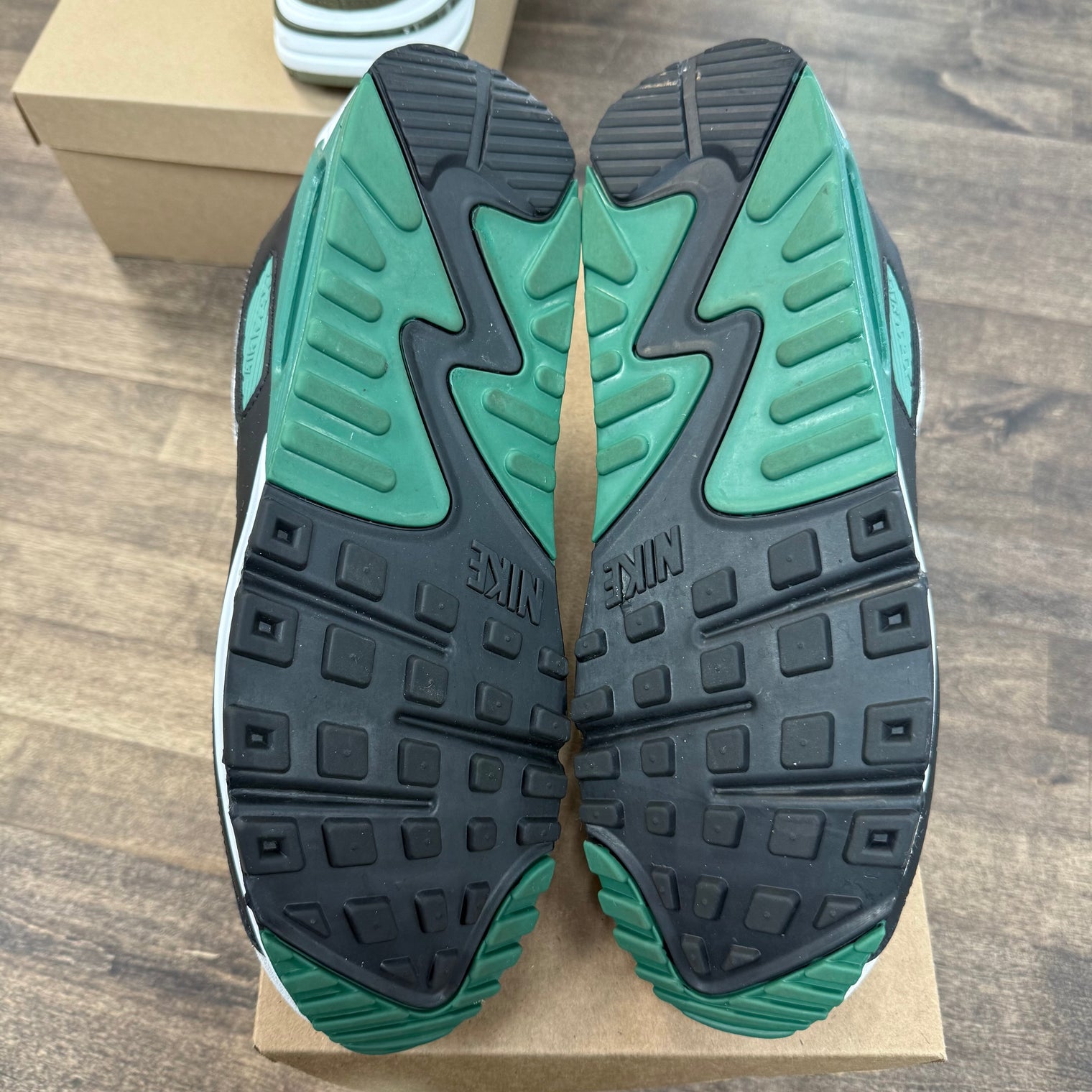 Evergreen Aura Air Max 90 (USED, No Box)