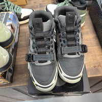 Dark Smoke Grey Air Trainer 1 SP (USED)