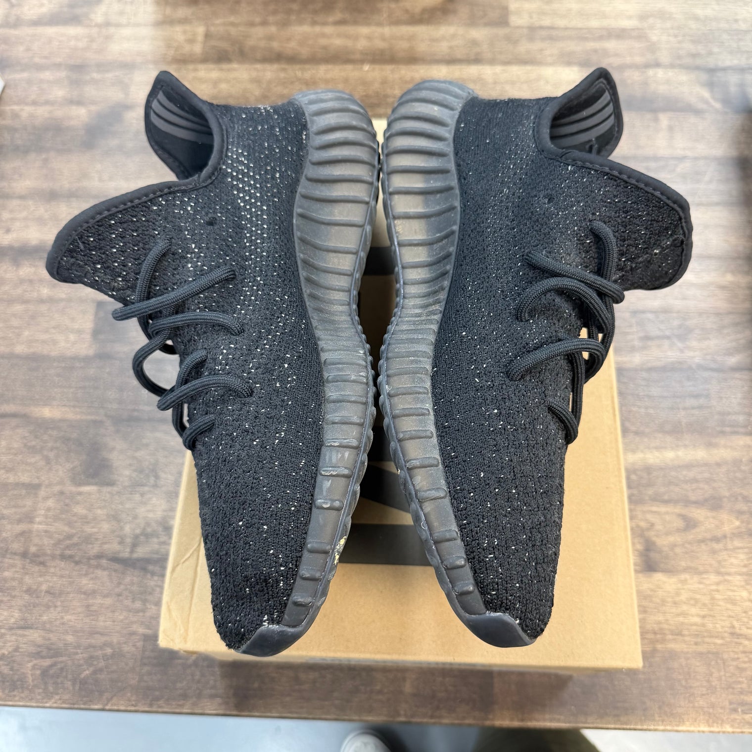 Oreo Yeezy 350 V2 (USED)