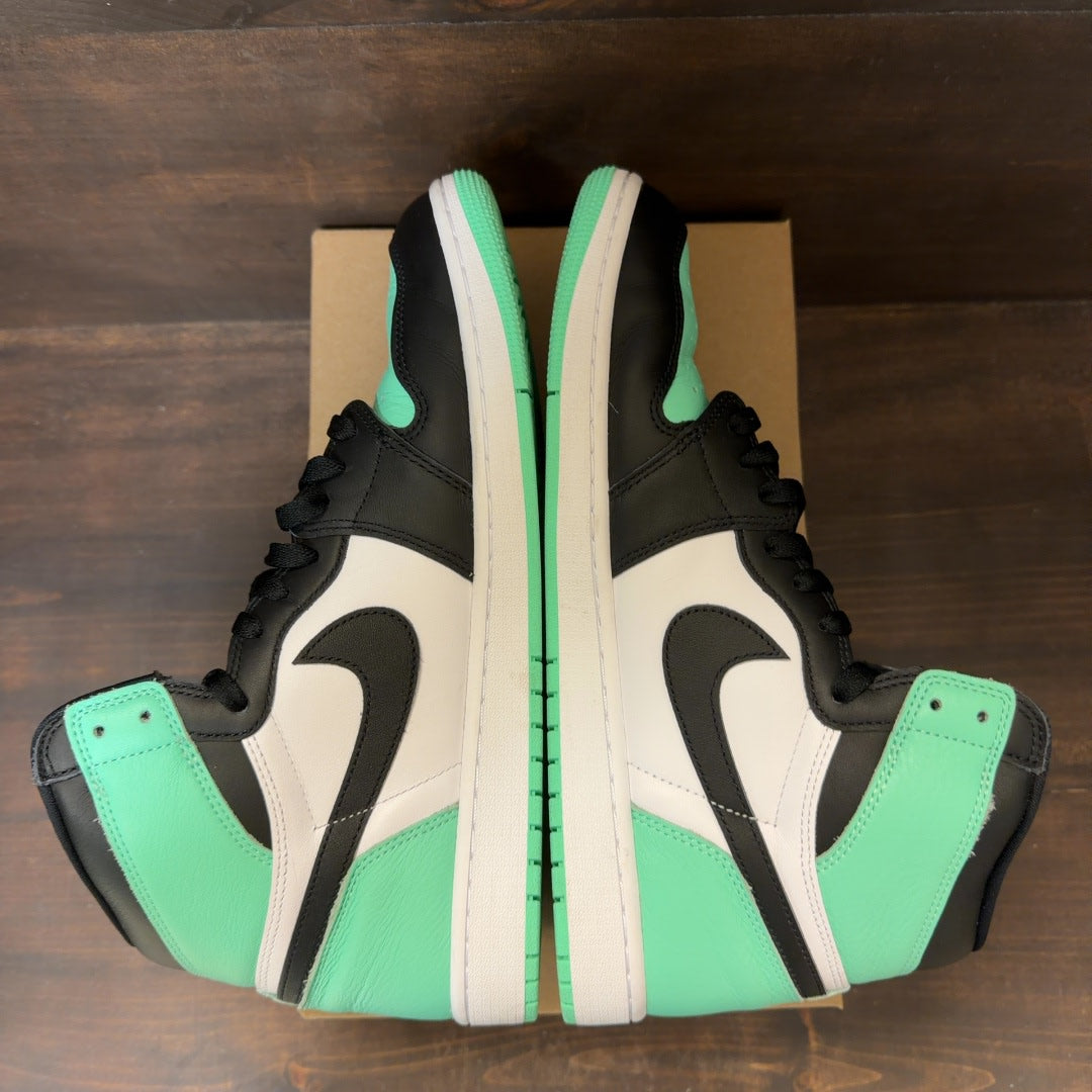 Jordan 1 Retro High OG Green Glow Size 13 (Pre-Owned) - Image 5