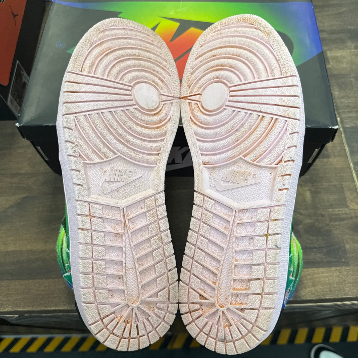 J Balvin Jordan 1 High (USED)