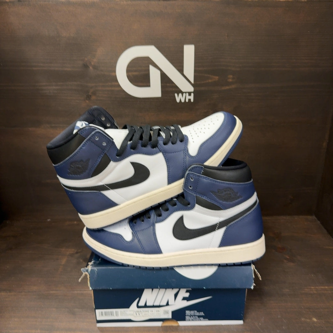 Jordan 1 Retro High OG Midnight Navy - Image 1