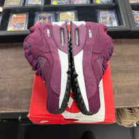 Burgundy Ash Nike Flex Essentials TR (W) (Used, Replacement Box)