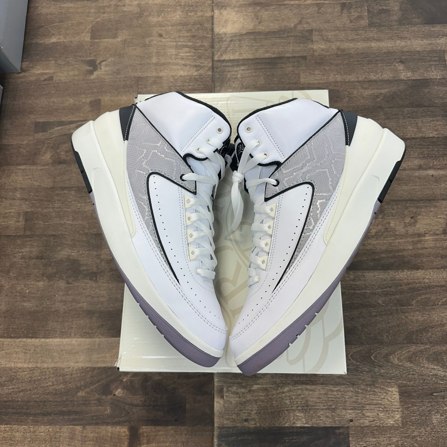 Python Jordan 2 Retro (USED)
