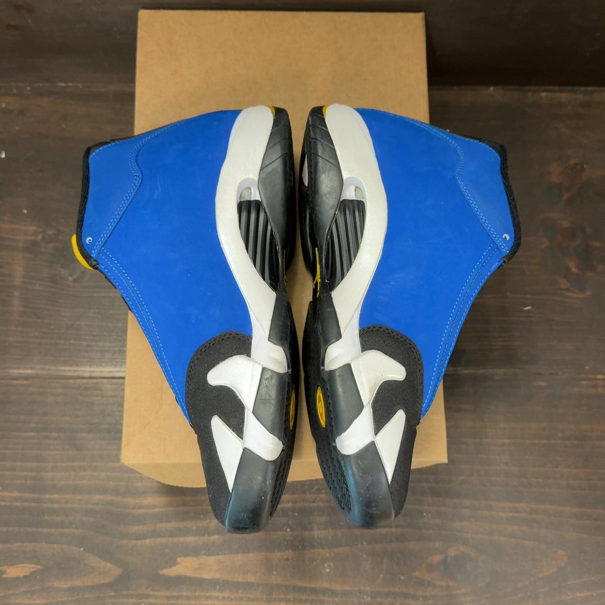 Jordan 14 Retro Laney (2023) Size 8 (Pre-Owned) - aux