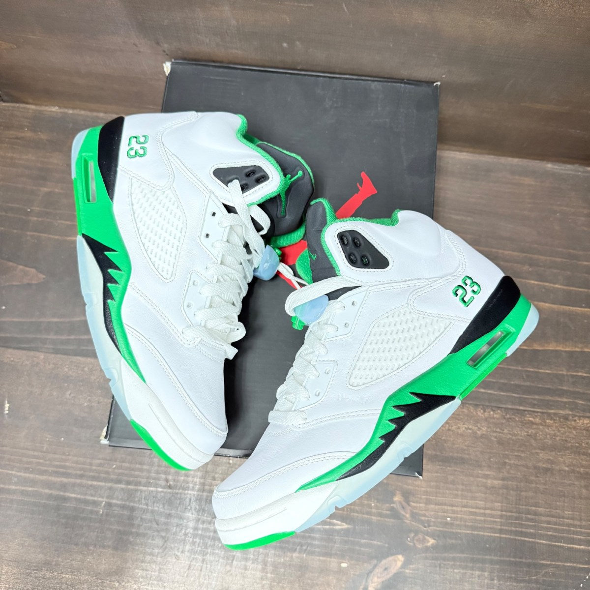 Jordan 5 Retro Lucky Green (Women's) - Image 4