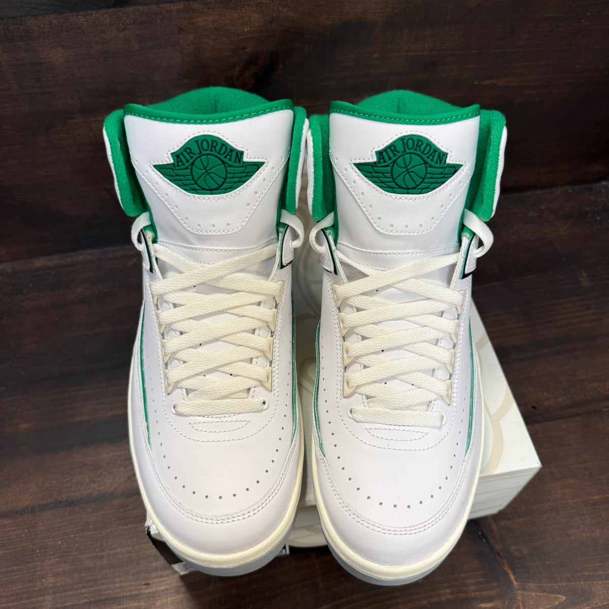 Jordan 2 Retro Lucky Green - Image 2