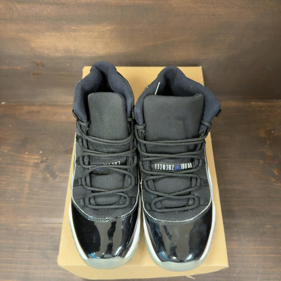 Jordan 11 Retro Space Jam (2016) (GS) Size 7Y (Pre-Owned) - Image 3