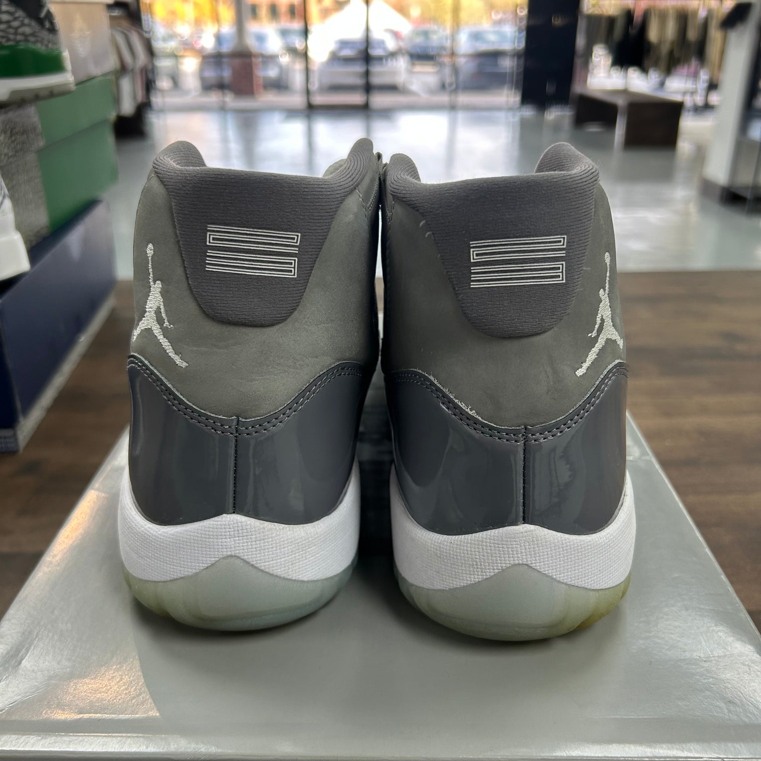 Cool Grey Jordan 11 Retro (USED)