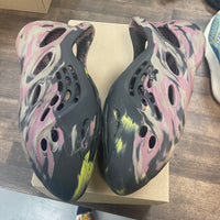 MX Carbon Yeezy Foam RNNR (USED, No Box)