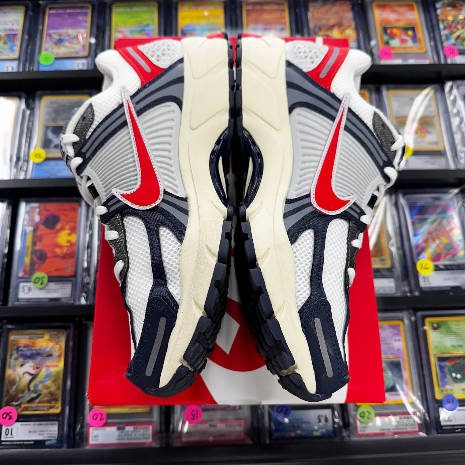 USA Nike Zoom Vomero 5 (USED)
