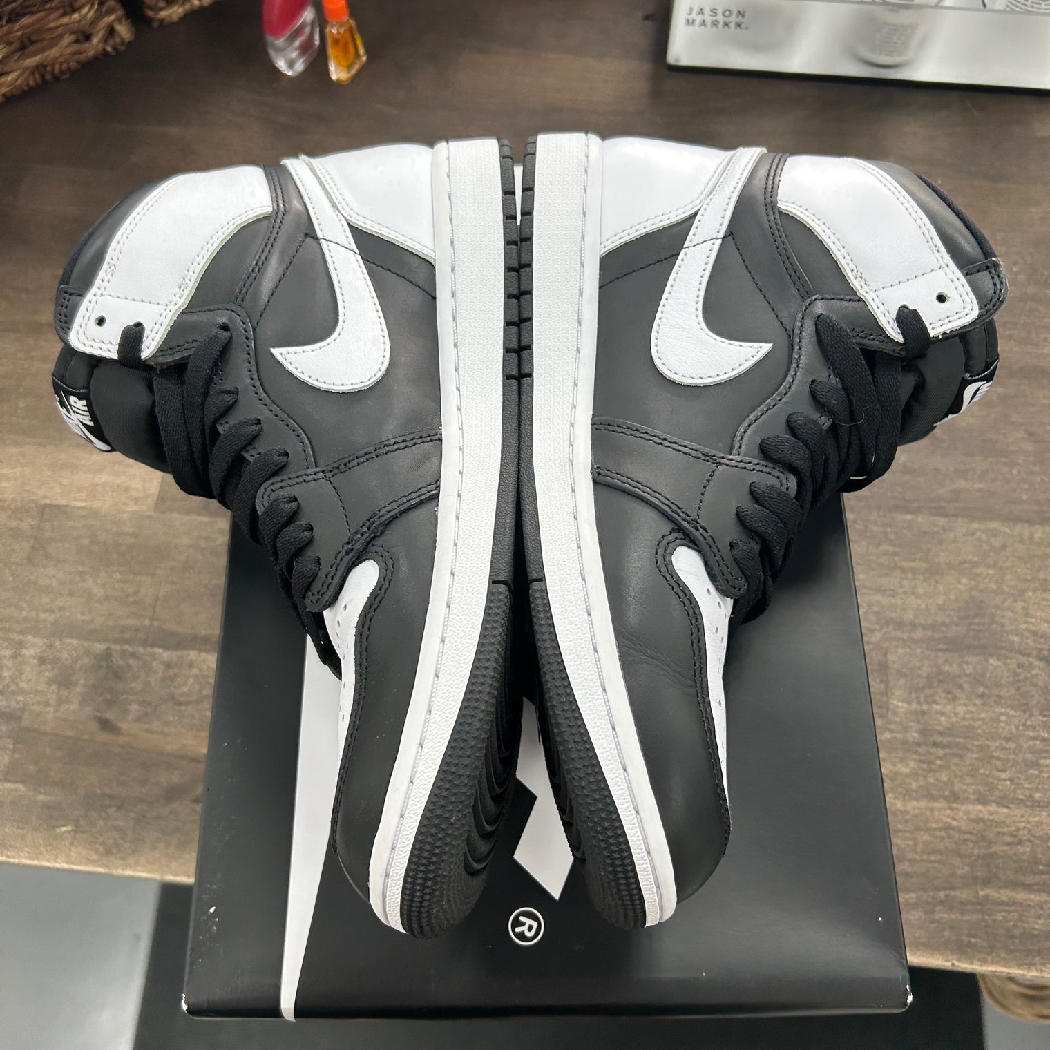 Black White Jordan 1 High OG (USED)