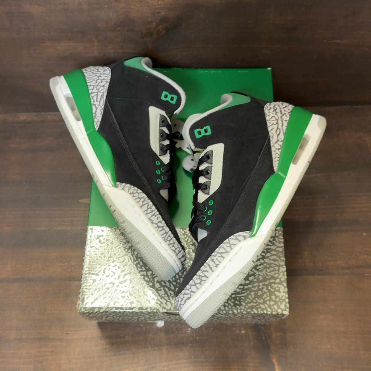 Jordan 3 Retro Pine Green Size 9 (Pre-Owned)