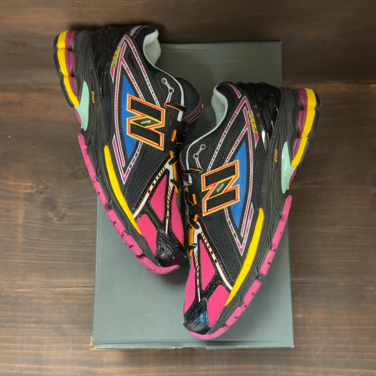 New Balance 1906R Neon Nights - Image 2
