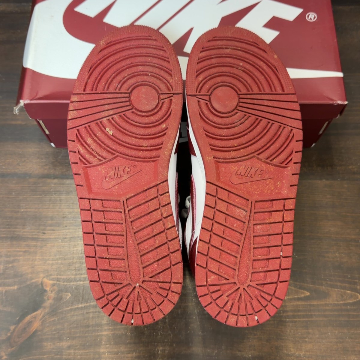 Jordan 1 Retro High OG Artisanal Team Red - Image 6