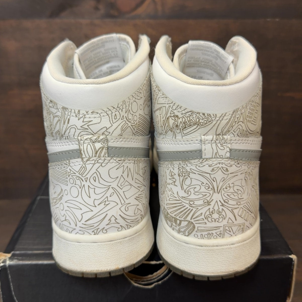 Jordan 1 Retro Laser (GS) - Image 4
