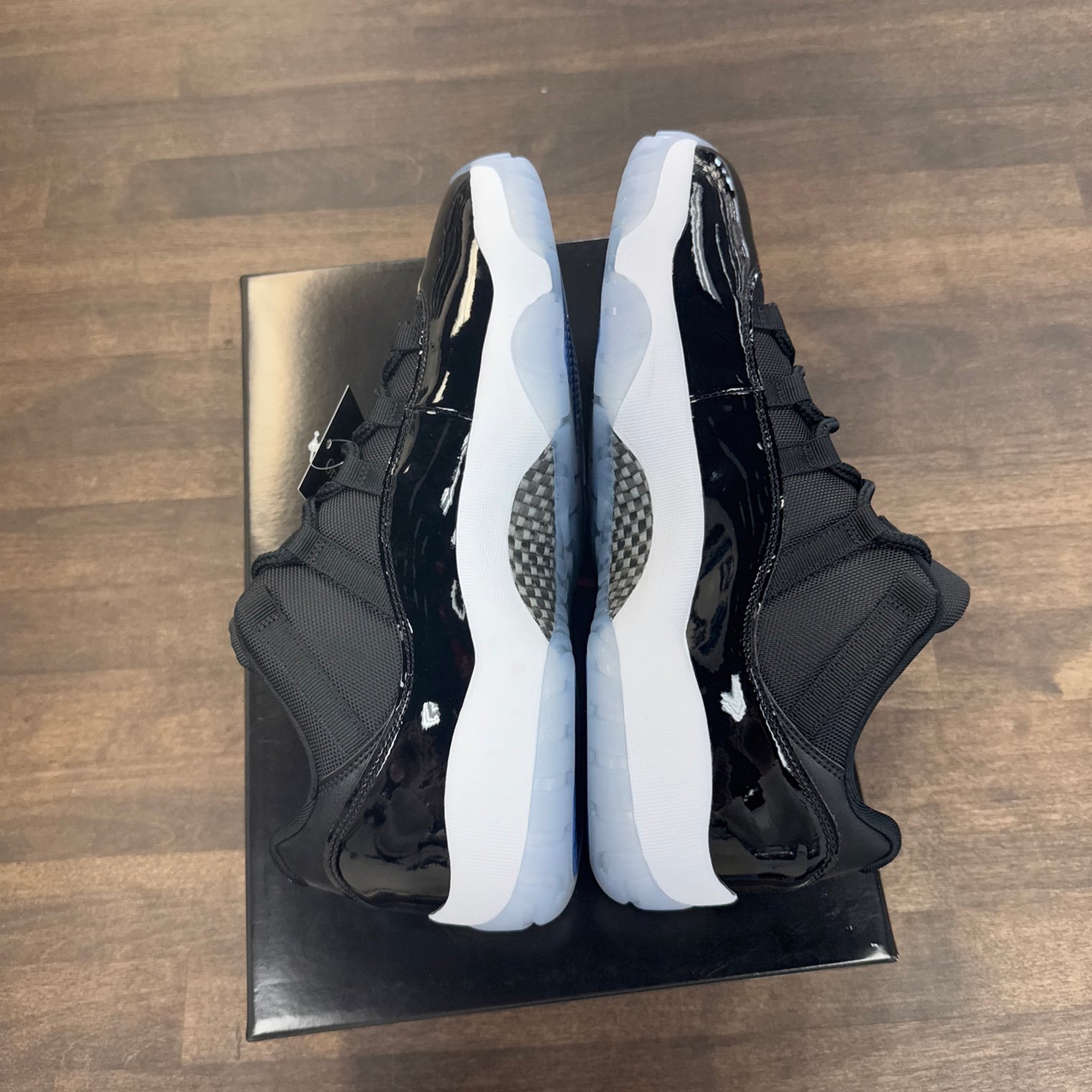 Space Jam Jordan 11 Low (Lightly Worn)