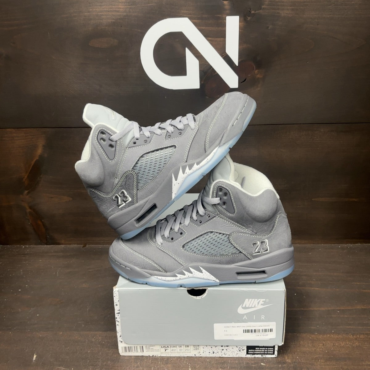 Jordan 5 Retro Wolf Grey (2026) - Image 1