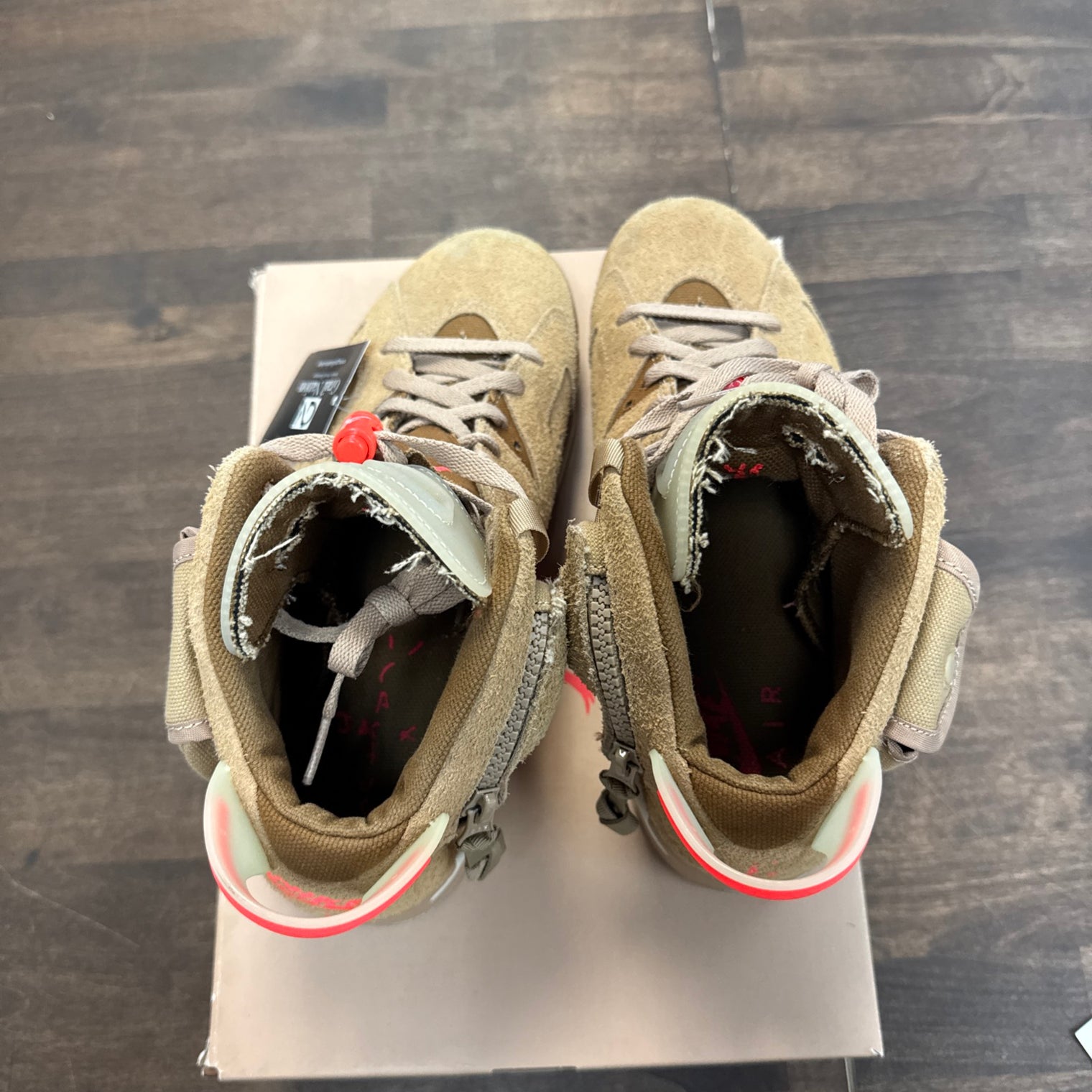 Travis Scott British Khaki Jordan 6 Retro (USED)