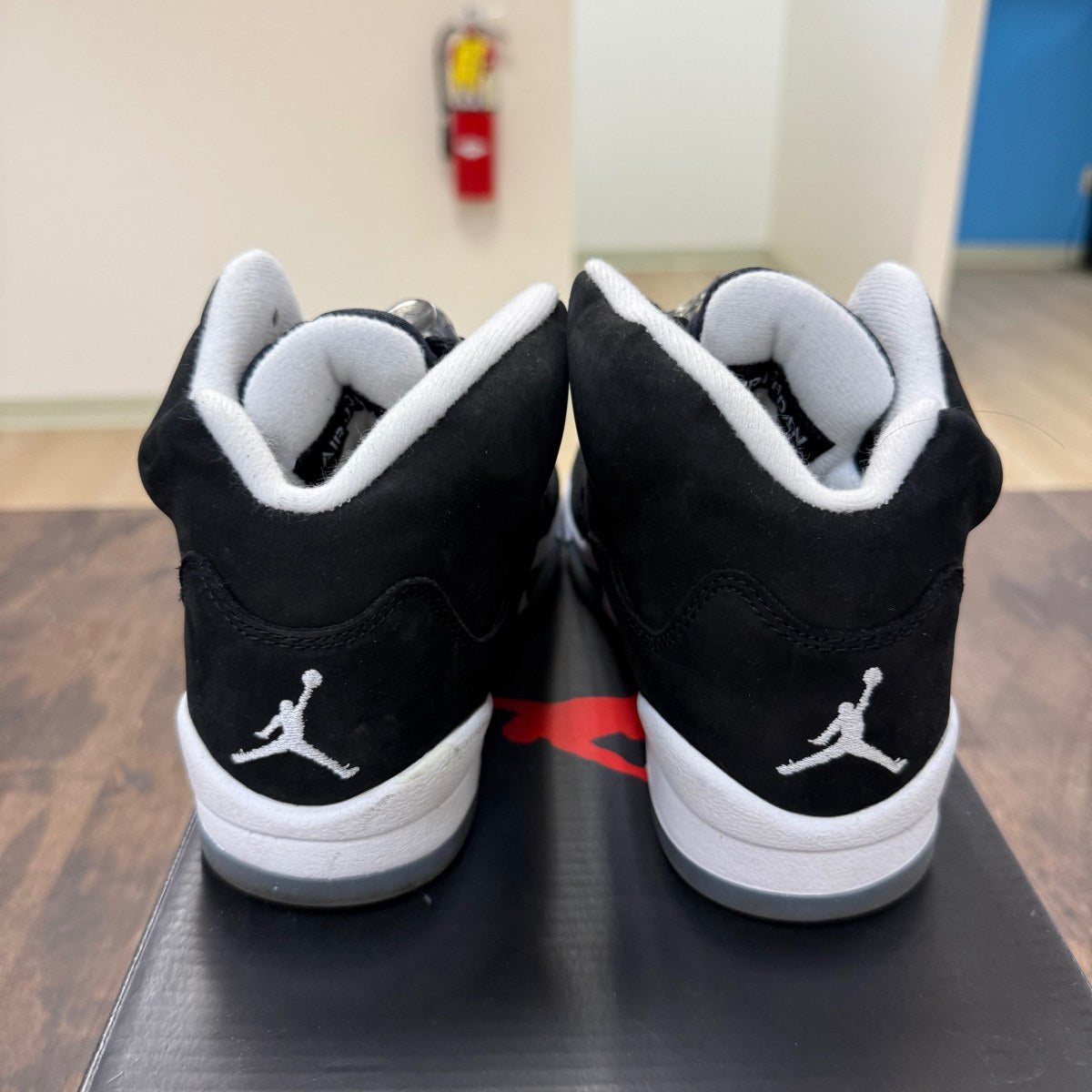 Jordan 5 Retro Moonlight (2021) (GS) - Image 4