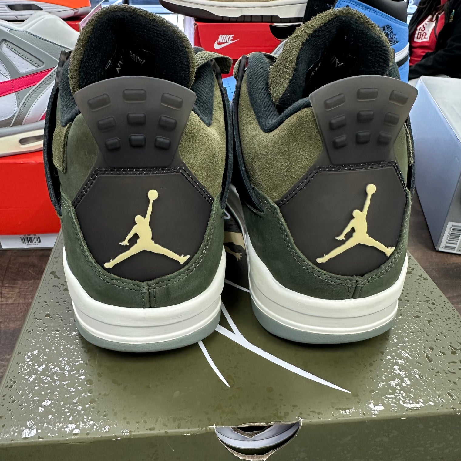 Craft Medium Olive Jordan 4 Retro SE (USED)