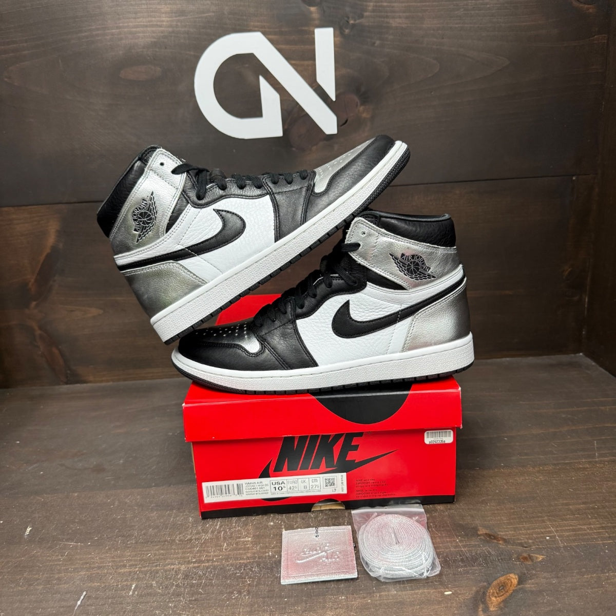 Jordan 1 Retro High Silver Toe (Women's) - Image 1