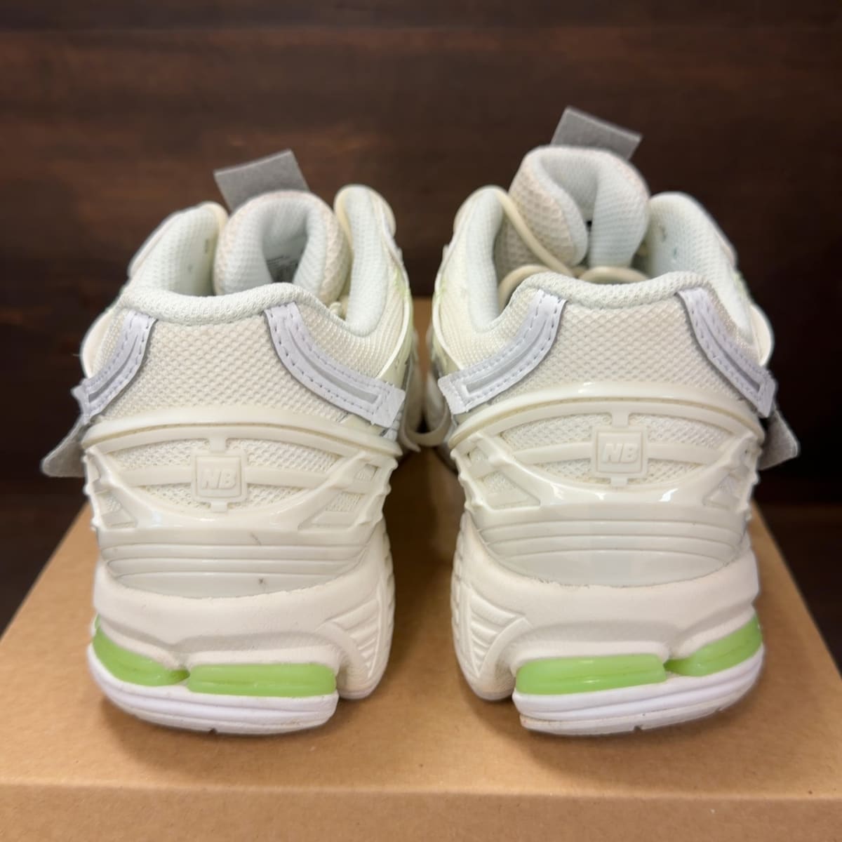 New Balance 1906A White Green Size 5.5 (Pre-Owned) - aux