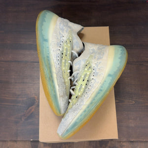 adidas Yeezy Boost 380 Alien Blue Size 11 (Pre-Owned) - Image 2