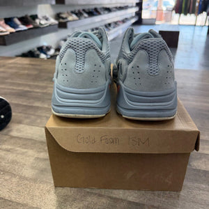 adidas Yeezy Boost 700 Inertia Size 11 (Pre-Owned) - Image 3