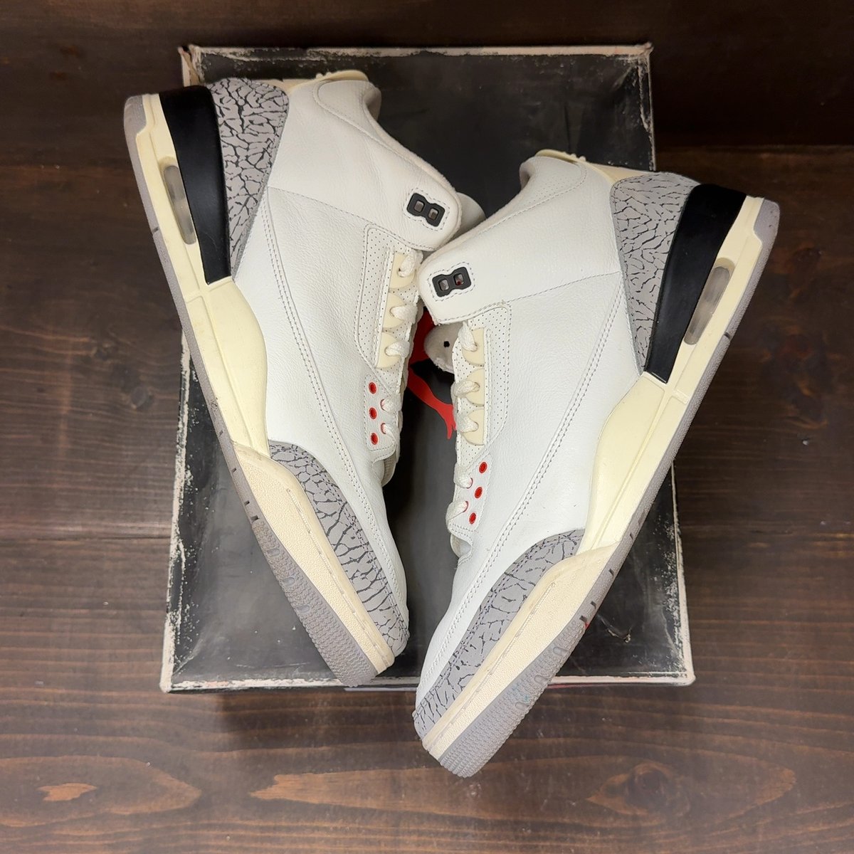 Jordan 3 Retro White Cement Reimagined Size 13 (Pre-Owned) - back