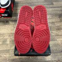 Bred Toe Jordan 1 High (USED)