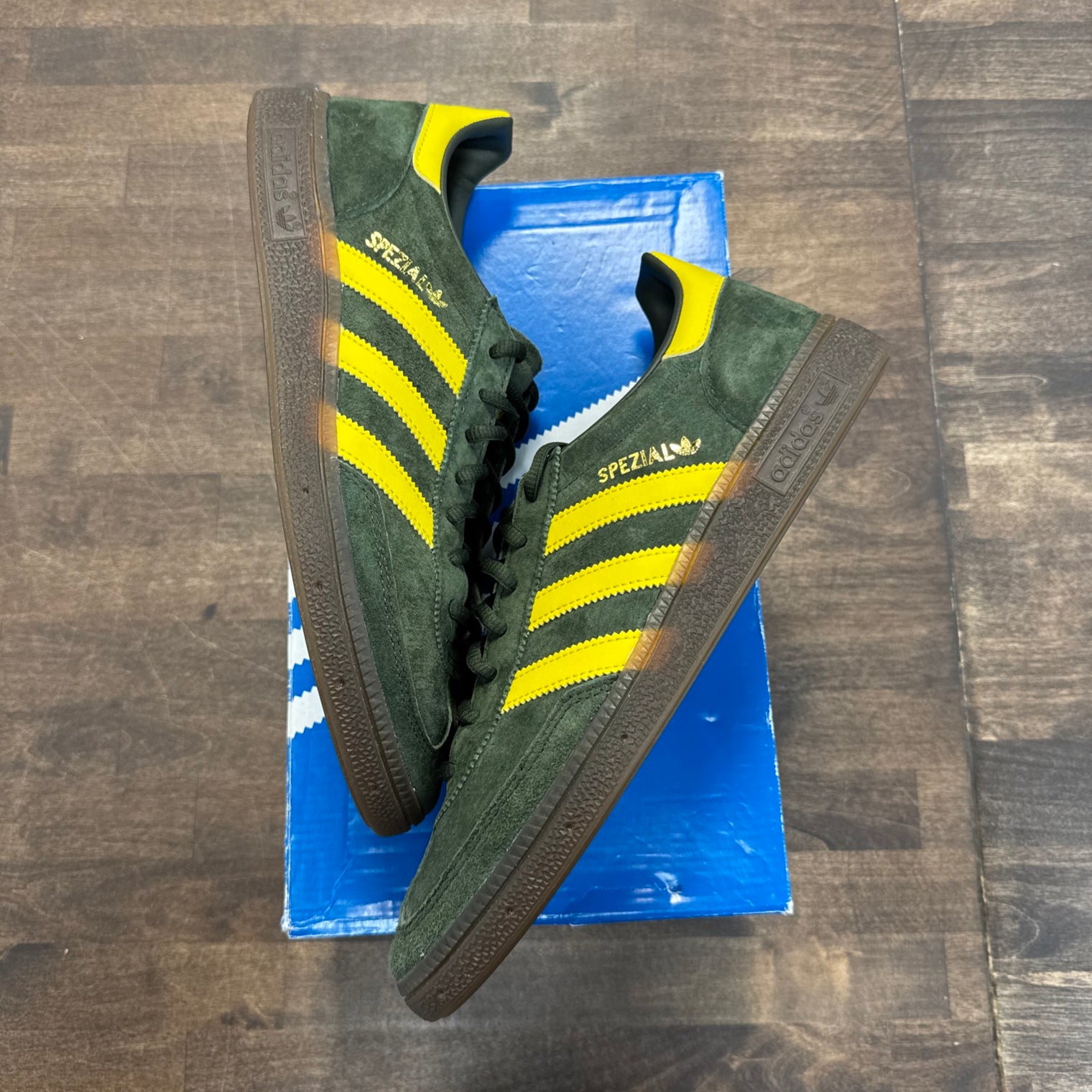 Night Cargo Tribe Yellow Adidas Handball Spezial (USED)
