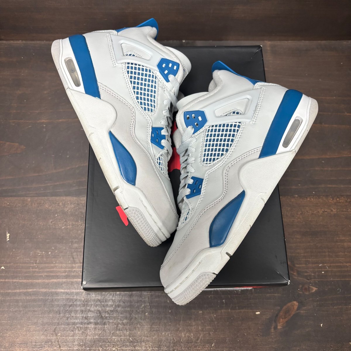 Jordan 4 Retro Military Blue (2024) (GS) Size 6.5Y (Pre-Owned) - back